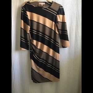 NWOT - JUDE CONNALLY medium flattering dress